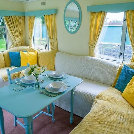 Wind In The Willows: Sleeps 4, Kitchen, Bathroom, Lounge, Wifi Napton on The Hill Zewnętrze zdjęcie